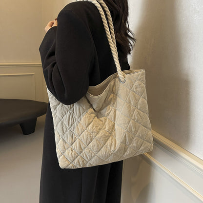 2025 ZLLKL Korean version of fashion diamond embroidered shoulder bag popular new large-capacity casual tote bag simple and versatile shopping bag