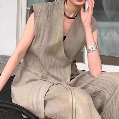 2025 Spot Korean version of popular fashion sports style set popular summer new irregular V-neck sleeveless two-piece set