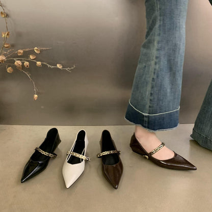 2025  Pointed low-heeled single shoes women's popular autumn new Korean version retro one-word buckle with skirt shallow mouth Mary Jane shoes