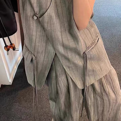 2025 Spot Korean version of popular fashion sports style set popular summer new irregular V-neck sleeveless two-piece set