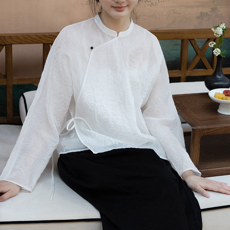 New Chinese spring and summer shirt, crepe black and white thin Chinese sunscreen shirt, improved long-sleeved top B0420