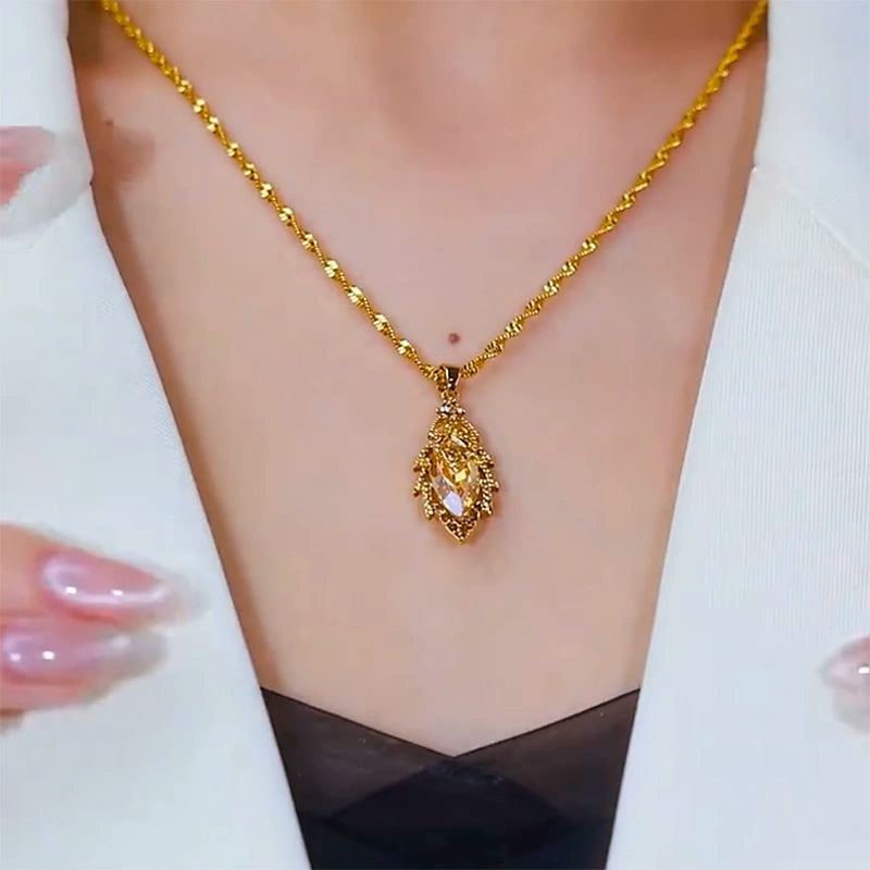 Korean version of fashion coffee color golden branches and jade leaves temperament necklace high-end design sense niche versatile get rich overnight collarbone chain