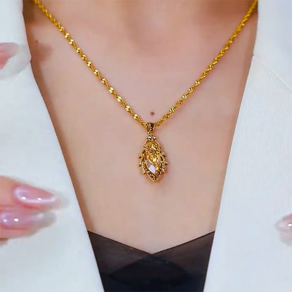 Korean version of fashion coffee color golden branches and jade leaves temperament necklace high-end design sense niche versatile get rich overnight collarbone chain