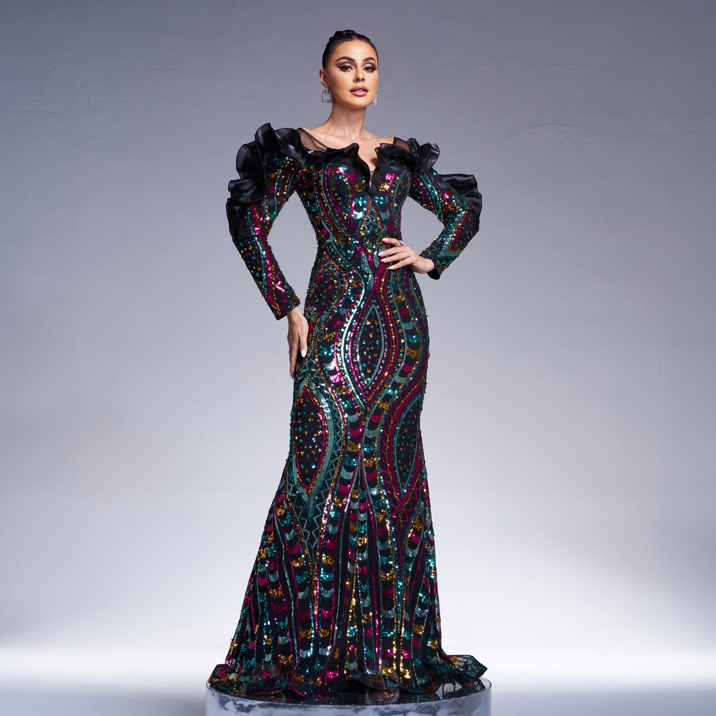 r 2025 new long-sleeved V-neck hollowed-out long sequined banquet fishtail evening dress bridesmaid dress women