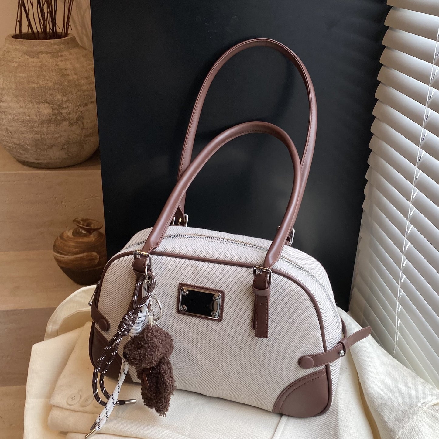 ZLLKL 2025 Retro matte large-capacity bowling bag women's popular new high-end textured shoulder bag Boston underarm bag
