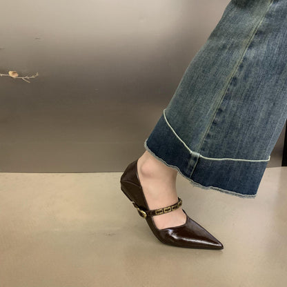 2025  Pointed low-heeled single shoes women's popular autumn new Korean version retro one-word buckle with skirt shallow mouth Mary Jane shoes