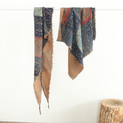2025 Scarf women's winter high sense, printed square scarf triangle scarf, retro ethnic style neck scarf, shawl