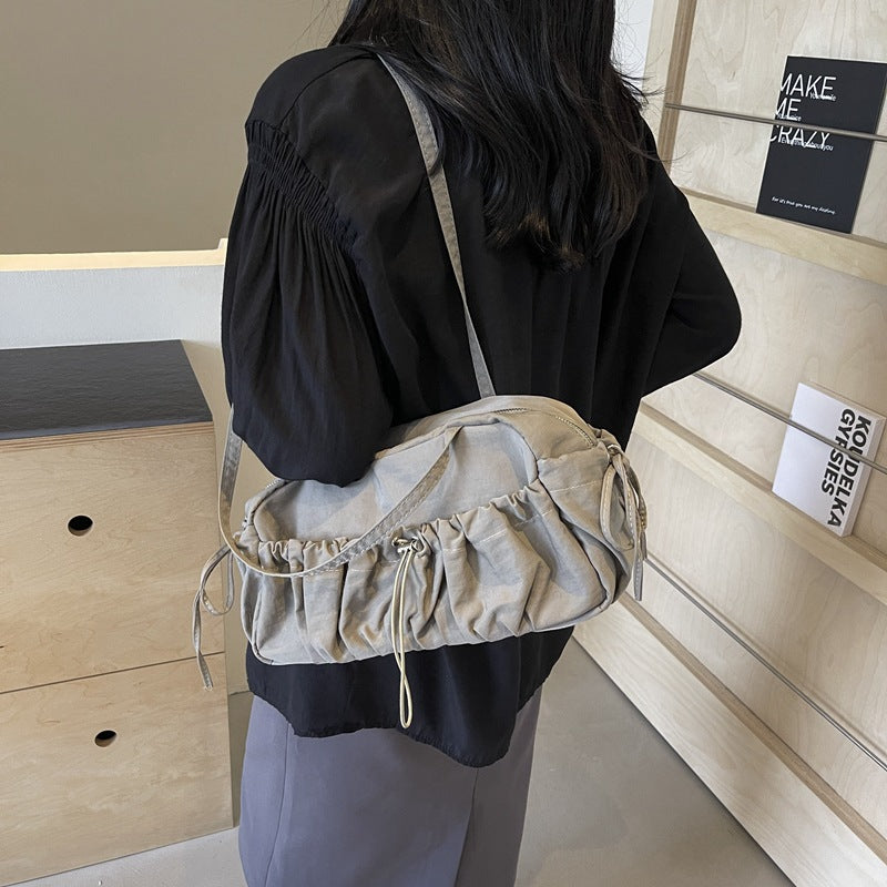 2025 ZLLKL Korean version of fashion pleated shoulder bag popular new casual small square bag large capacity versatile nylon underarm tote bag