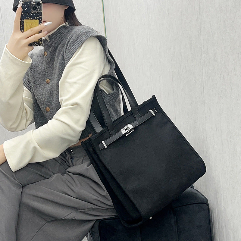 ZLLKL 2025 popular New Premium Retro Lock Contrast Color Kelly Bag Women's Large Capacity Portable One Shoulder Underarm Tote Bag Women