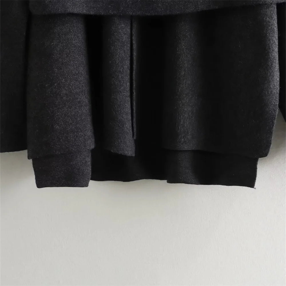 Autumn and Winter New Women's Fashion 100 Pairs Asymmetric Scarf Short Knitted Coat Coat