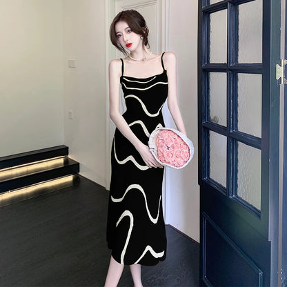 French Vintage Elegant Strap Long Dress High Grade Wave Stripe Knitted Mid length Dresses Women's Autumn Ladie Party Clothing