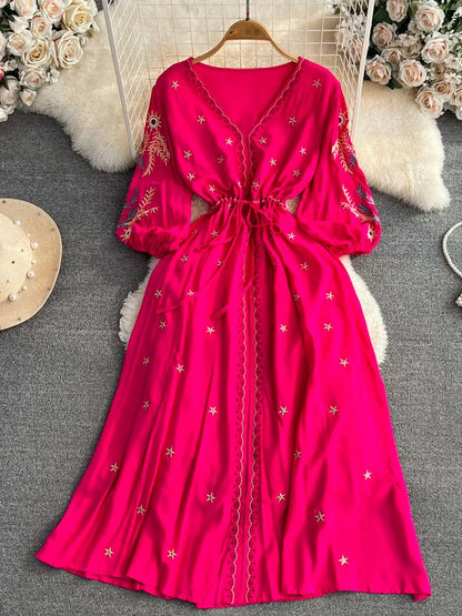 Women Spring Summer Dress Vintage Ethnic Storm Semitic Beach Vacation V-neck Embroidered Waist Slim Mid Length Dress D4107