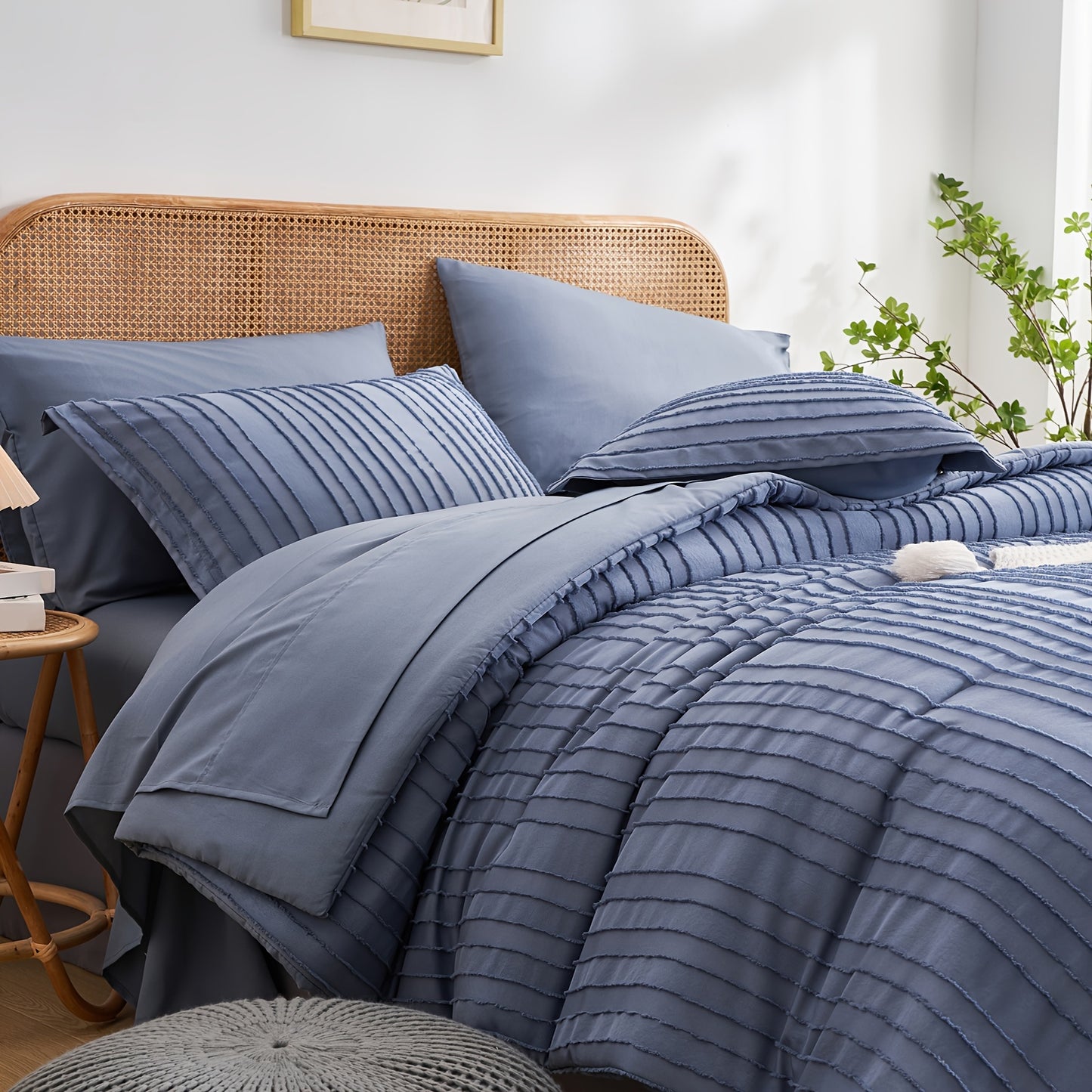 7-Piece Boho Chic Striped Textured Pattern Bed Set - Soft, Lightweight, Microfiber Bedding with Shabby Chic Design - Queen/King Size Bed in a Bag for All Seasons with Easy Care