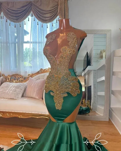 Emerald Green Mermaid Prom Dresses With Gold Appliques Sequins Sheer Jewel Neck Sparkly Crystal Beaded Black Girl Prom Gala Evening Gown Formal Dress for Women