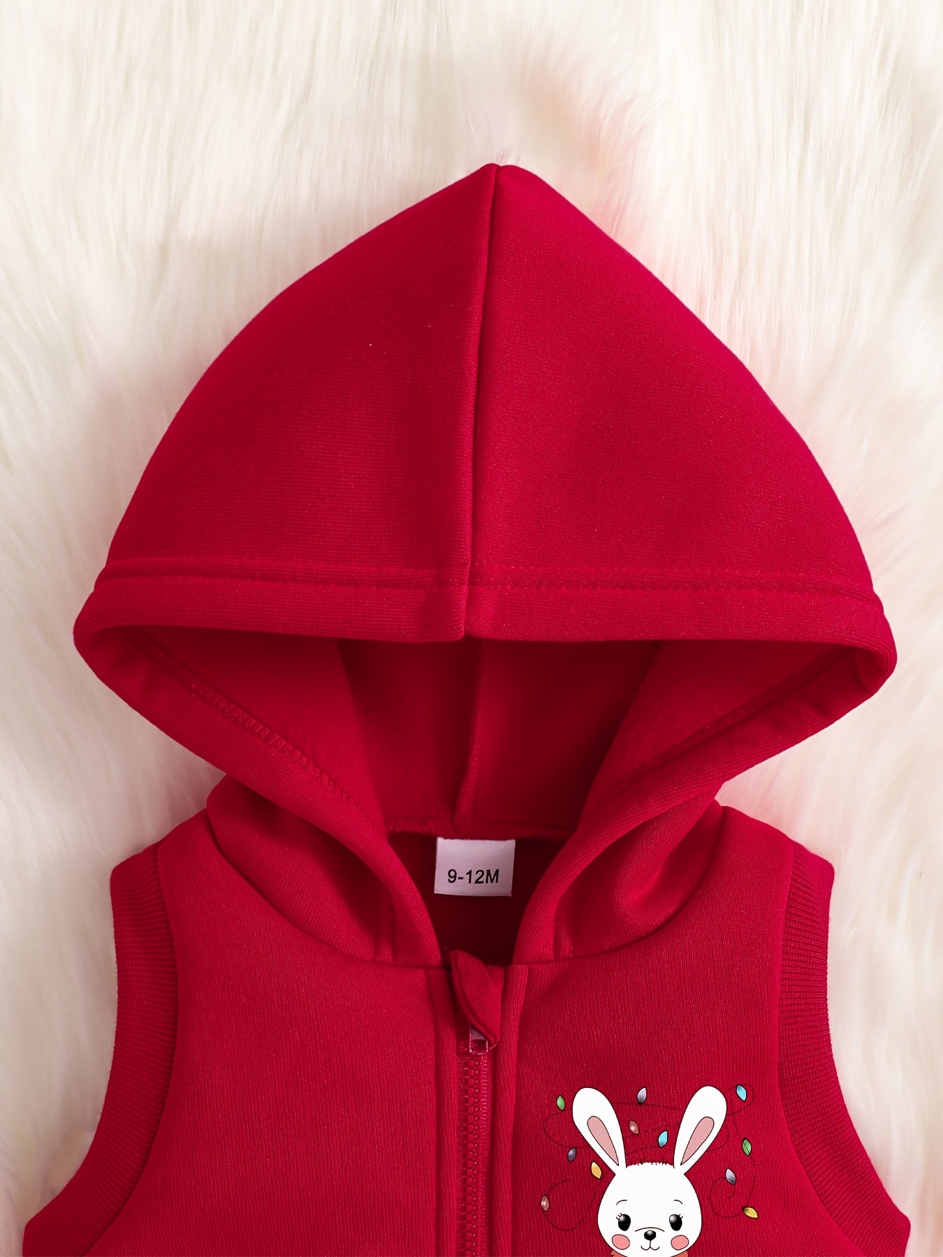 Festive Comfort, Cozy & Cute Girls' Christmas 3pcs Set: Fleece-Lined Hoodie, Sweatpants & Vest - Machine Washable Polyester, Perfect for Outdoor