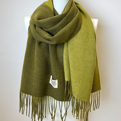 Double-Sided Two-Color Scarf - Soft, Warm, and Windproof Knitted Shawl for Unisex - Autumn Winter Coldproof Neck Guard with Tassel
