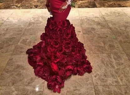 Romantic Red Evening Dress Mermaid With Rose Floral Ruffles Sheer Prom Gown With Applique Long Sleeve Prom Dresses With Bra Sweep Train