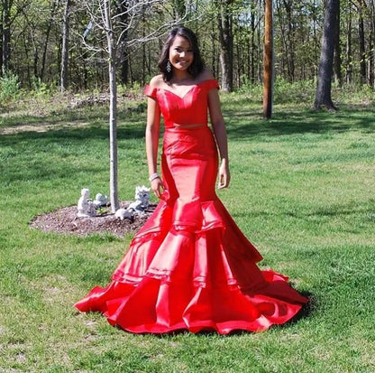 New Designer Popular Prom Dresses Two Piece Mermaid Off the Shoulder Sleeveless Evening Dress Tiered Satin Sweep Train Special Occasion Dres