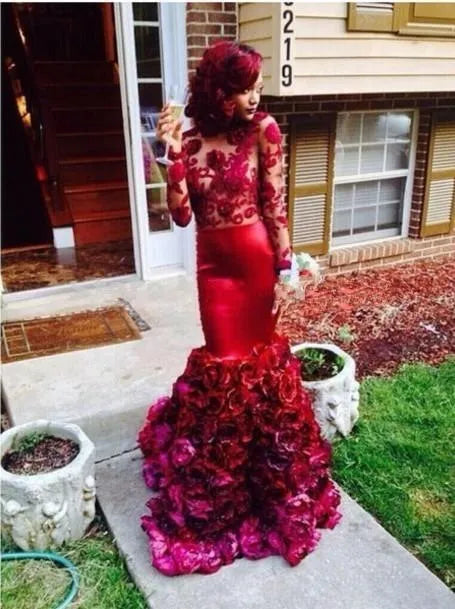 Romantic Red Evening Dress Mermaid With Rose Floral Ruffles Sheer Prom Gown With Applique Long Sleeve Prom Dresses With Bra Sweep Train
