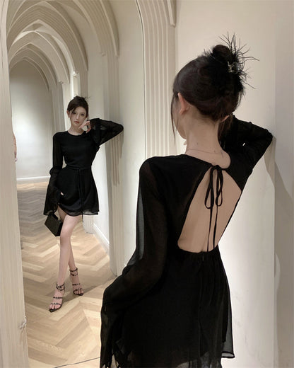 Zllkl Fiona Solid Color Black Long Sleeve Backless Round Neck Pleated Mini Dress